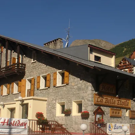 La Belle Etoile Hotel 3*