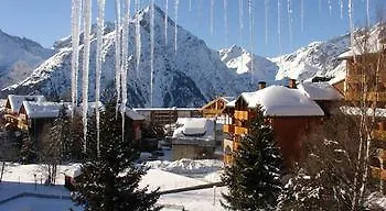 La Belle Etoile Hotel